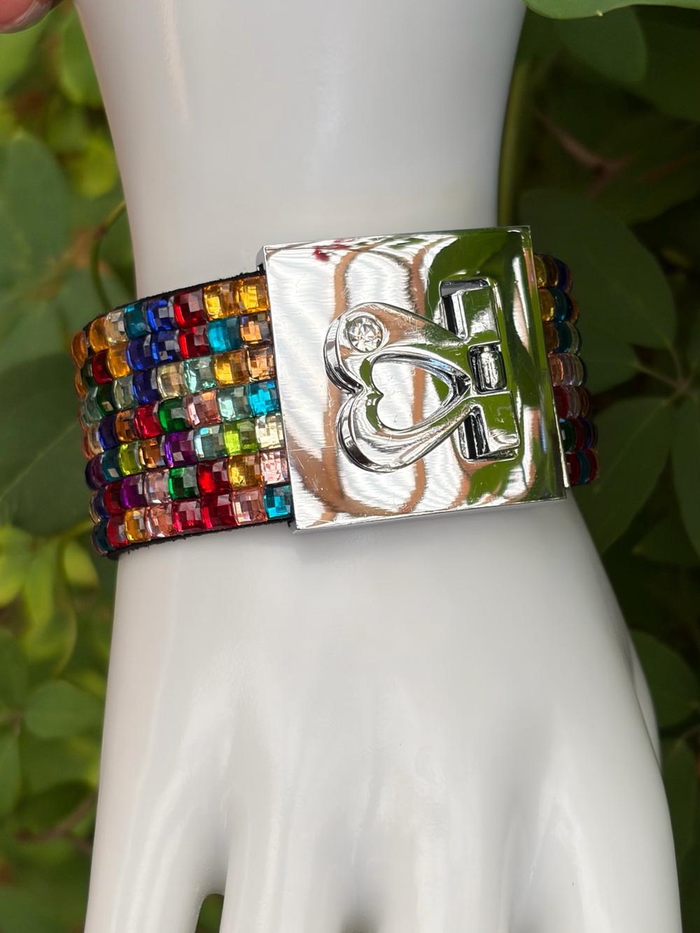 Colorful Wide Cuff Beaded Bracelet Multi Strand Silver Heart Interlocking 7”